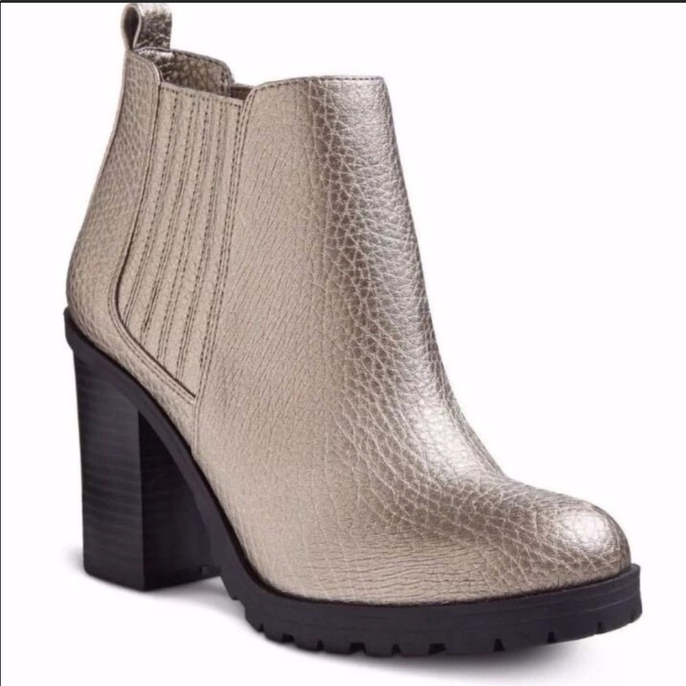 Sam&Libby Metallic Gold Booties